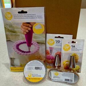 Baking & Decorating Supplies
